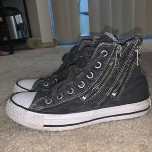 Zip Converse